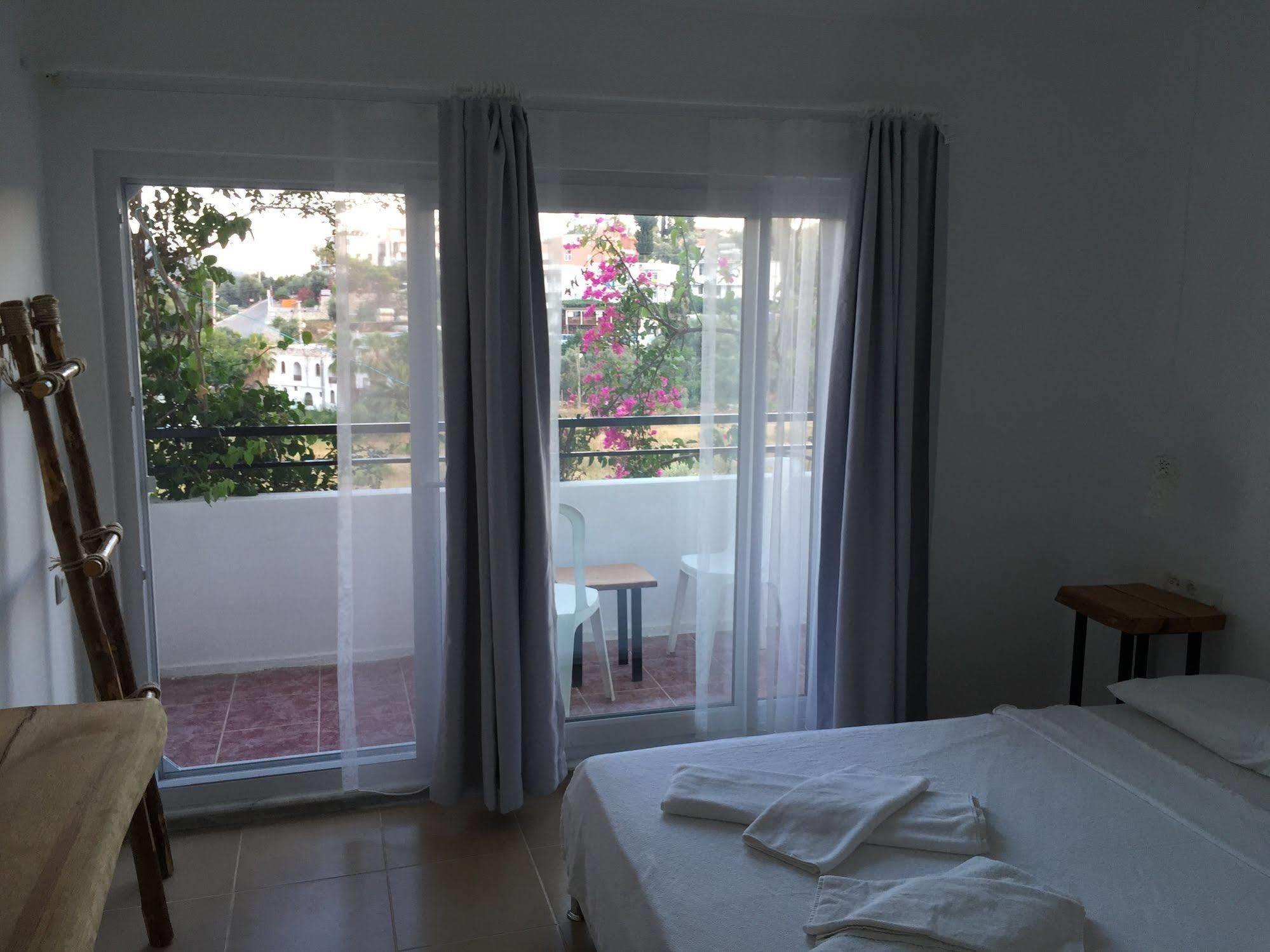 Pataros Hotel Патара Экстерьер фото